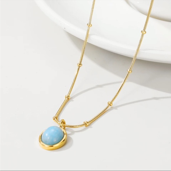 18K Gold Plated Stainless Steel Rope Necklace with Stone Pendant - Picture 2 of 6